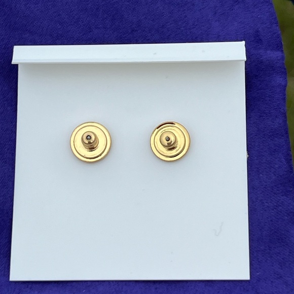 NWOT Tory Burch Pearl Cluster Stud Earrings - Picture 4 of 6